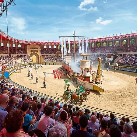 10 Pers, Cinema, Proche Puydufou La Ferriere (Vandee)